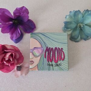 ⭐️ HOST PICK ⭐️ MOODS Laura Sanchez Eyeshadow NWT